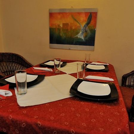 Family Hotel Prolet شومن المظهر الخارجي الصورة